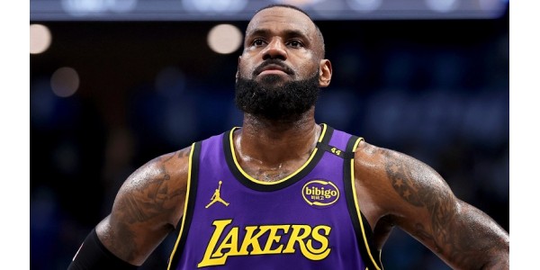 LeBron James también quiere una gran gira de despedida LeBron James también quiere una gran gira de despedida